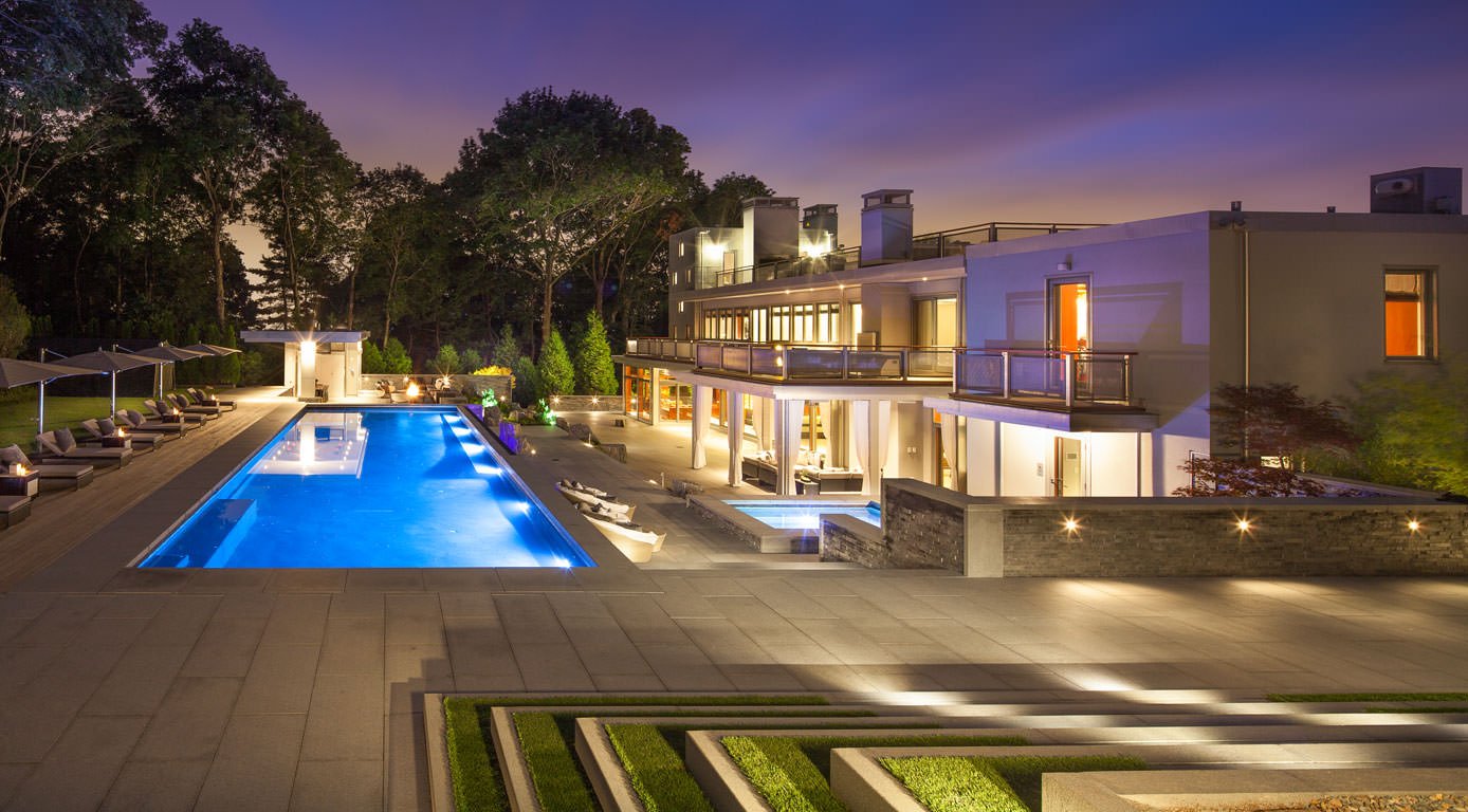 contemporary-landscape-pool